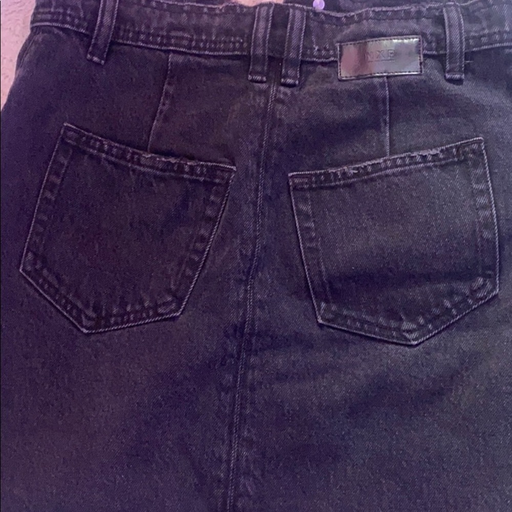 CUTE SKIRT! - Picture 2 of 2